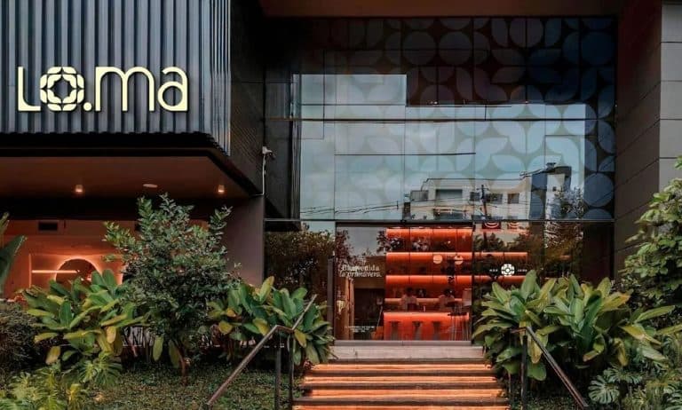 Aura clinic environment